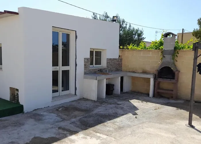 בית נופש A Casa Di Nonno Pippo מרסאלה